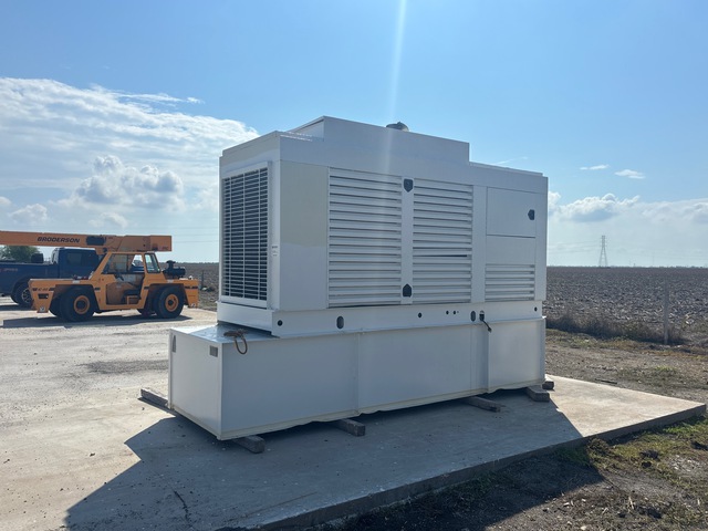 Onan NTA855-G5 400 kW Mobile Generator Set