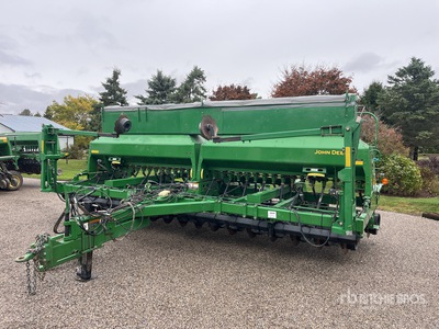 John Deere 1590 w/cameras and scale Seed Drill