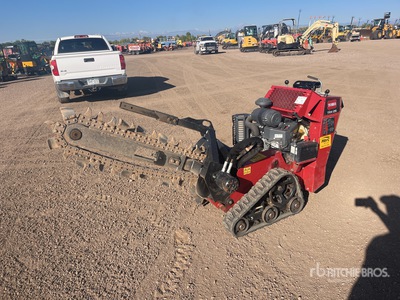 2019 Toro TRX26 Walk Behind 溝掘り機
