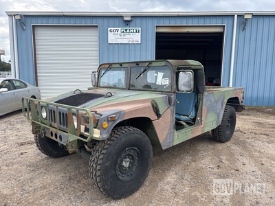 1993 AM General M1097 HMMWV 2 Door Soft Top w/Truck Body