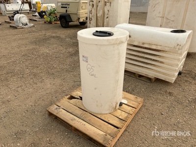 65 gal Water Tank (Unused)