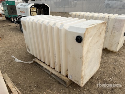 320 gal Water Tank