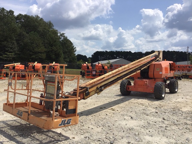 2015 JLG 800S