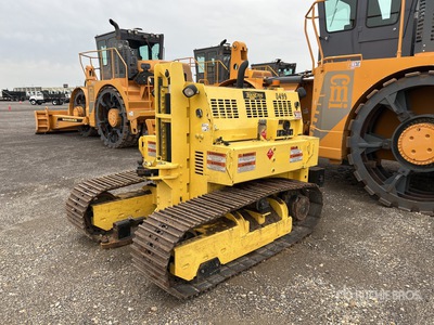 2023 CSI 465 Tracked House Tugger
