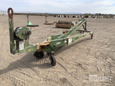 9319-010 Portable Floor Crane