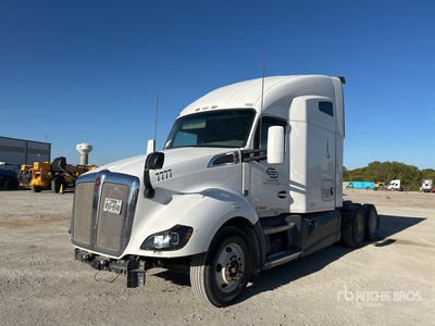 2016 Kenworth T680 6x4 T/A Sleeper Truck Tractor