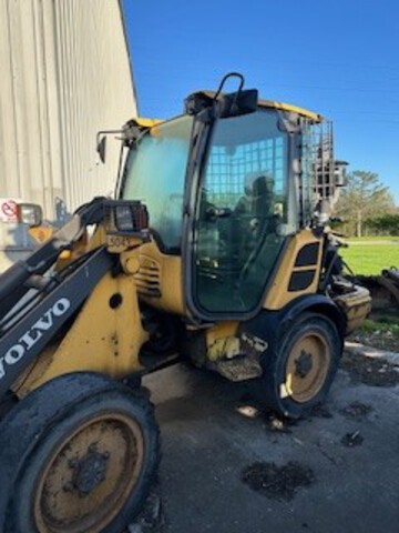 Volvo L20F Wheel Loader (Inoperable) Volvo L20F Wheel Loader (Inoperable)