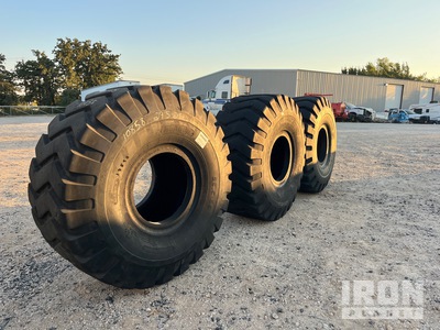Quantity of (3) 29.5x25 を見 Tires