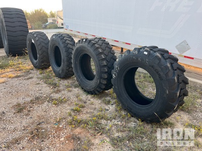 Quantity of (4) 17.5R25 を見 Tires