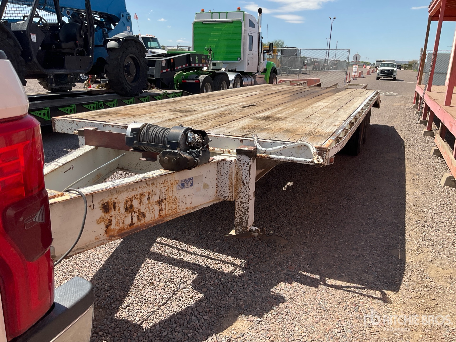 1996 National 10 ton 21 ft T/A Remolque Portamaquinaria