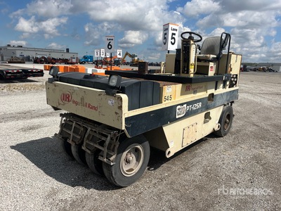Volvo PT125 9 Wheel Pneumatic Roller