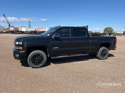 2016 Chevrolet Silverado 2500 HD LT Z71 4x4 Crew Cab بيك اب