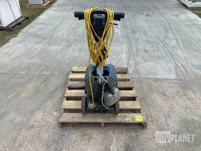 Powr-Flite Cas16 Floor Scrubber