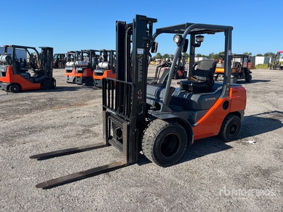 2012 Toyota 8FDU30 5820 lb Pneumatic Tire Forklift