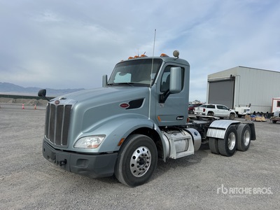 2022 Peterbilt 579 6x4 Ciągnik siodłowy T/A z kabiną dzienną