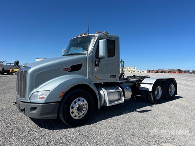 2022 Peterbilt 579 6x4 Day Cab Truck Tractor