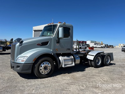 2022 Peterbilt 579 6x4 Ciągnik siodłowy T/A z kabiną dzienną