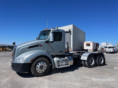2022 Peterbilt 579 6x4 T/A Day Cab Truck Tractor