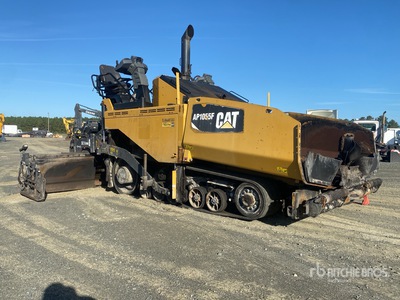 2018 Cat AP1055F Track Asphalt Paver
