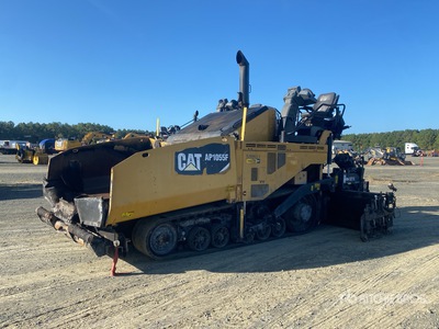 2018 Cat AP1055F Track Asphalt Paver