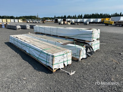 Quantity of (4) Pallets of Siding Altro materiale
