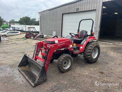 2023 Mahindra 1626HST 4WD Trattore da giardinaggio