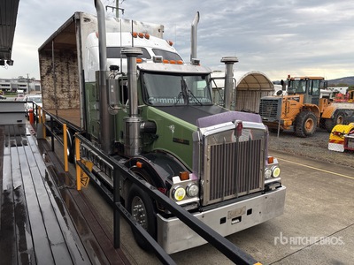 2016 Kenworth T610SAR 6x4 T/A Sleeper Truck Tractor