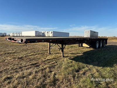 1998 Lode King 48 ft Tri/A Flatbed Trailer