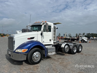 2011 Peterbilt 384 8x4 Tri/A Day Cab Truck Tractor