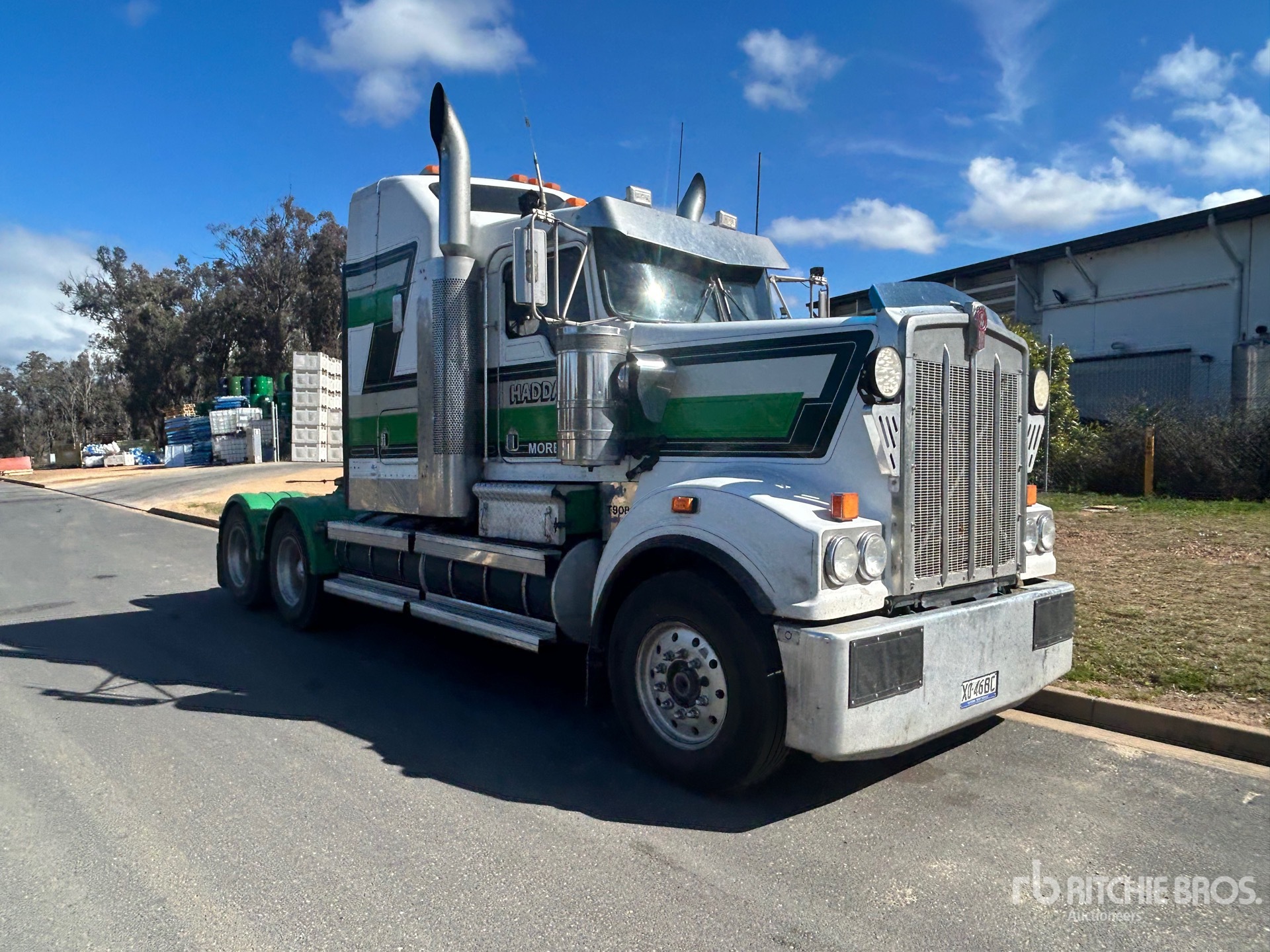 2008 Kenworth T908 6x4 T/A Sleeper Truck Tractor