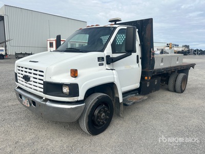 2004 Chevrolet C4500 4x2 شاحنة مسطحة