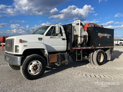 1999 GMC C7500 4x2 Vacuum Excavator Truck