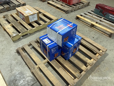 Quantity of (4) 2024 Powertek 20 ton Air Bottle Jack (Unused)