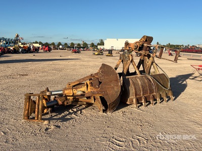 Quantity of (4) Qte De Bennes Preneuses Clamshell Grapple