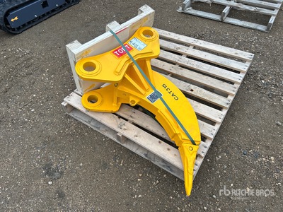 2025 TOFT 28 in Excavator Ripper - Fits Cat 315 (Unused)