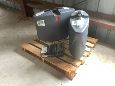 (2) Fender P-250 Speakers & (1) Peavey PV-10 Mixer