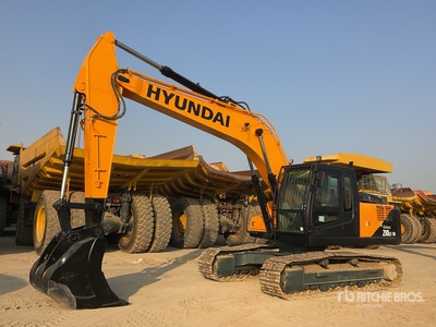 2017 Hyundai R210LC-7 Tracked Excavator