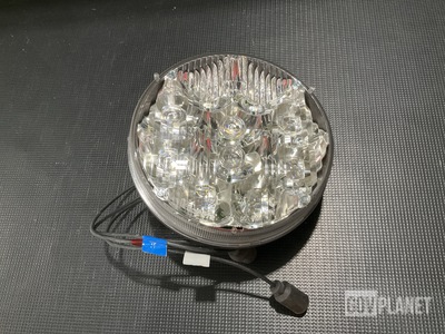 (65) Truck-Lite 07370 Headlights