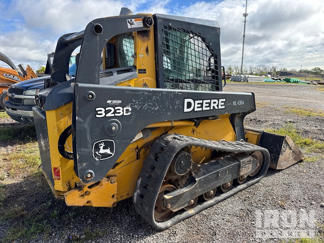 MINI CARGADOR SOBRE ORUGAS 2010 JOHN DEERE 323D