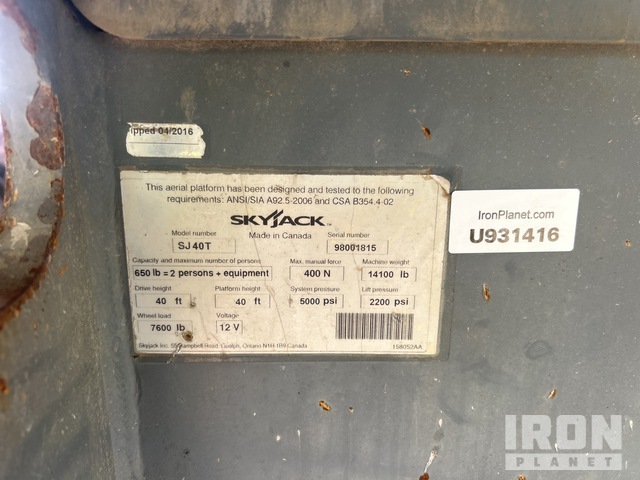 ELEVADOR TELESCóPICO 2016 SKYJACK 4WD SJ40T