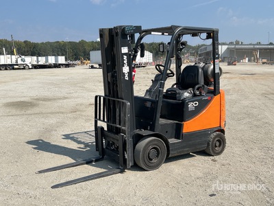 Doosan G20SC-5 3300 lb Pneumatic Tire Chariot Élévateur