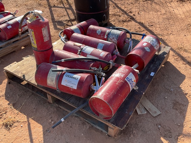 Quantity of (9) Badger Advantage 28lb. Dry Chemical Fire Extinguisher Quantity of (9) Badger Advantage 28lb. Dry Chemical Fire Extinguisher