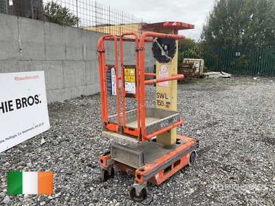 JLG EcoLift 2.2 Vertical Mast Lift (Inoperable)