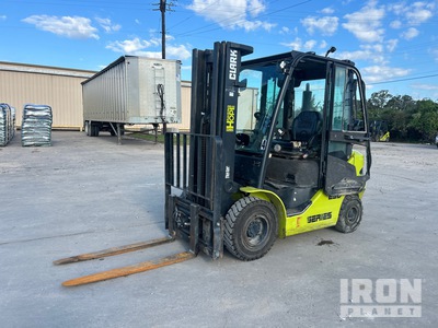 Clark S25D 5000 lb Pneumatic Tire Wózek widłowy