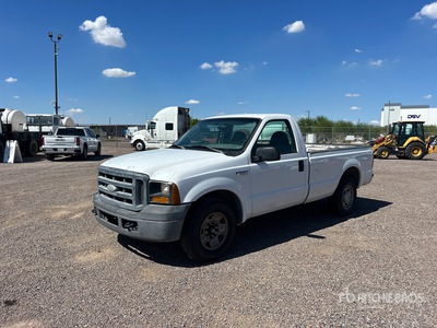 2006 Ford F-250 XL 4x2 Pickup