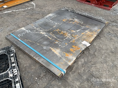 Quantity of (2) 2025 Kit Containers Steel 1in x 60 in x 82 in 鋼