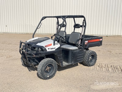 Bobcat 3400 4x4 Side By Side