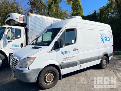 2013 Freightliner SPRINTER 2500 4x2 Camiones (Inoperable)