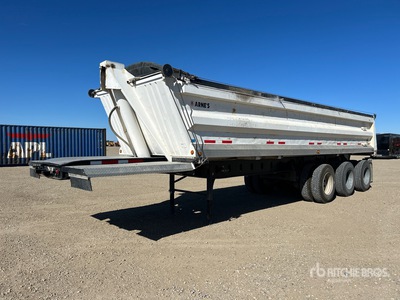 2002 Arne's 32 ft Tri/A Tipping Trailer