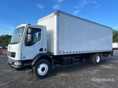 2013 Kenworth T270 4x2 Furgonetka